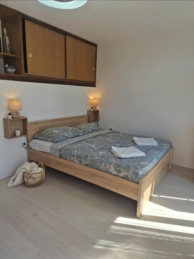 Studio Apartman Karla Rijeka Buitenkant foto